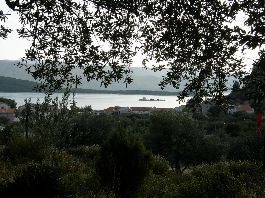 Guest House & Restaurant Adriatic Клек Екстериор снимка