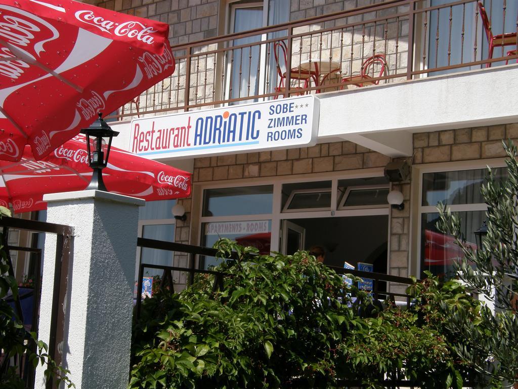 Guest House & Restaurant Adriatic Клек Екстериор снимка